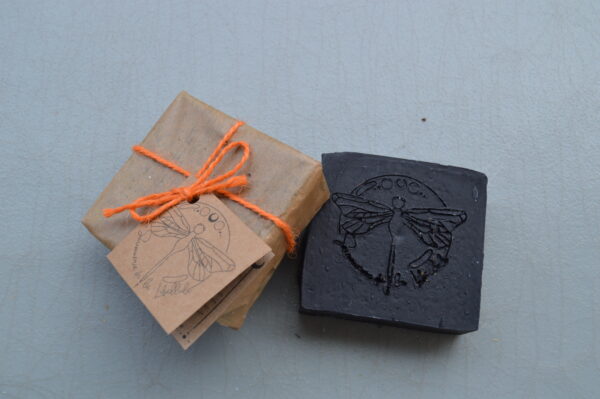 Savon artisanal Charbon Actif & Tea Tree – Image 3
