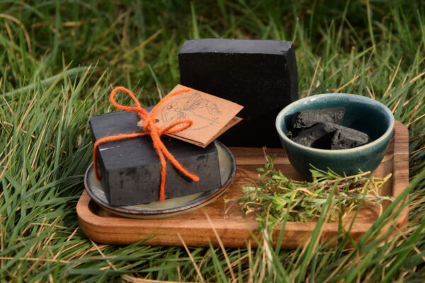 Savon artisanal Charbon Actif & Tea Tree – Image 2
